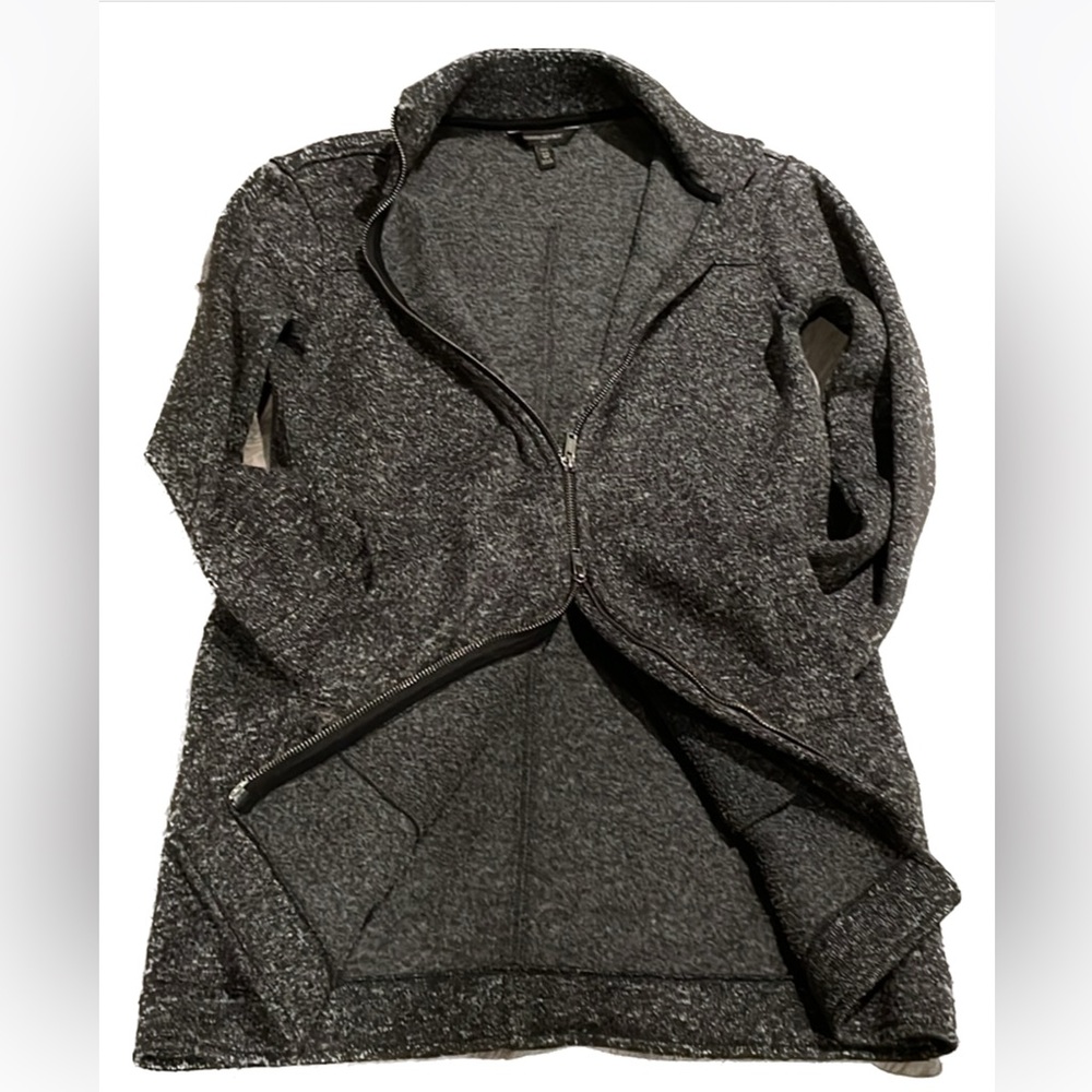 Banana Republic PETITES Long Jacket  with dual zipper and front pockets.